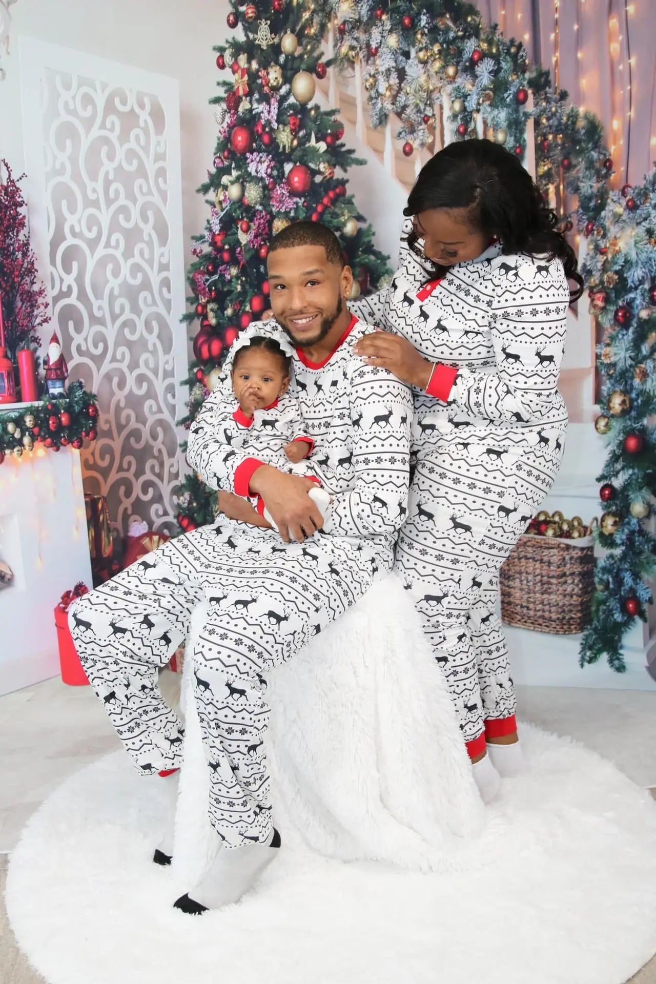✨ 2025 Family Matching Christmas Pajamas — Adult & Kids 2-Piece Holiday Sleepwear Set